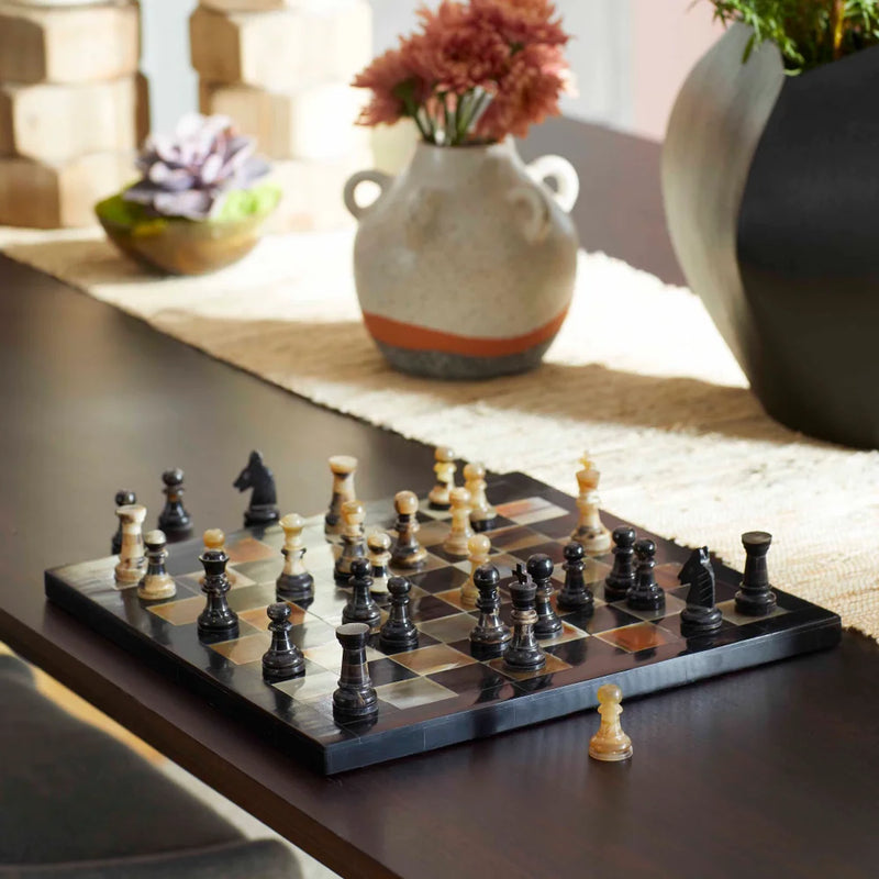 Checkmate Chess Board | Horn