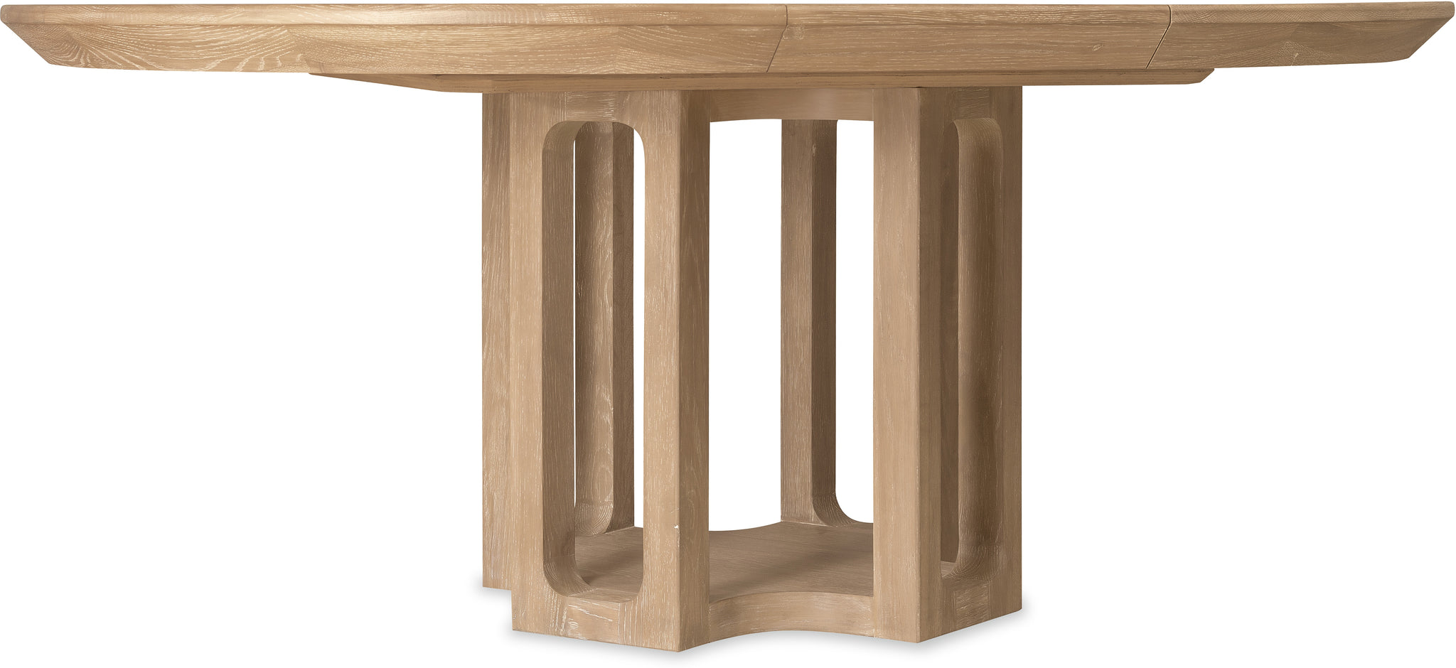 Casual Dining Banyon Bay Round Dining Table | with 18” leaf